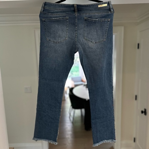 Anthro Pilcro Letterpress Mid-Rise Slim Straight Embellished Crop Jeans - Sz 30 - Picture 11 of 16